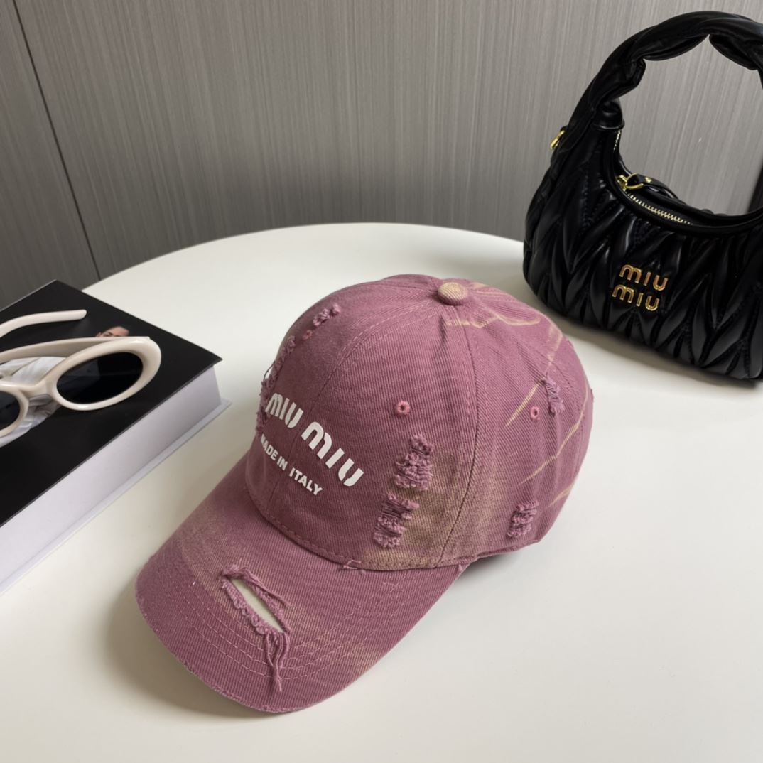 Miu Miu Caps